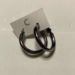 *BOGO FREE* Silver hoop earrings